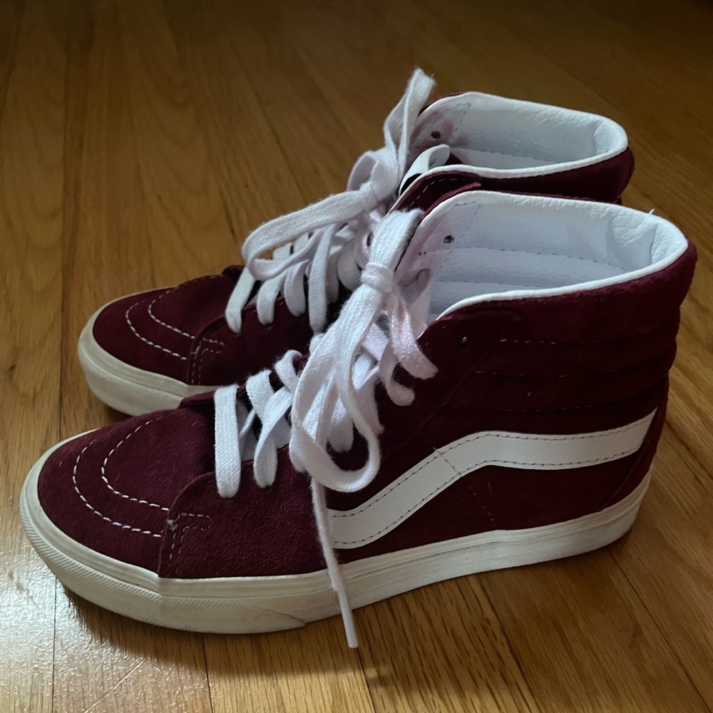 Vans - Picture 2 of 9